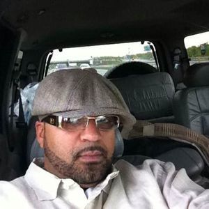 Meet your Posher, Izel